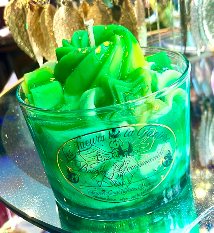 Damascena candle, sweet and intoxicating rose, size L