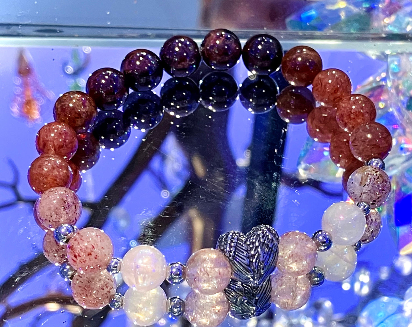 Energizing bracelet, passionate love
