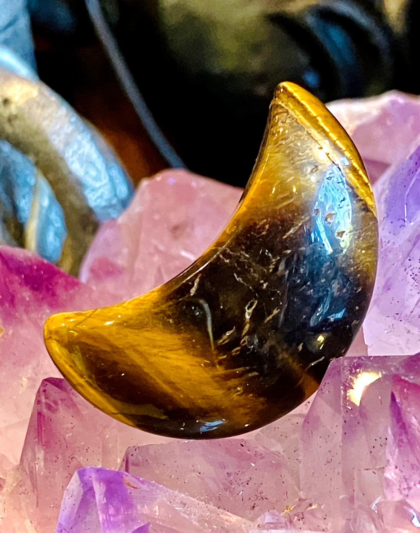 Tiger's Eye Altar Crescent Moon