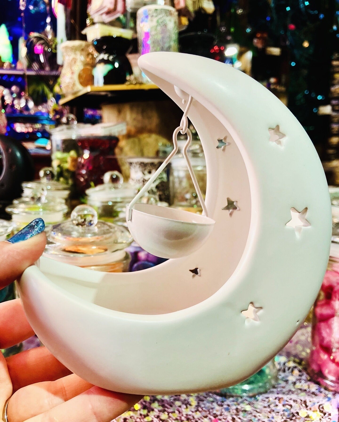 Crescent moon wax burner