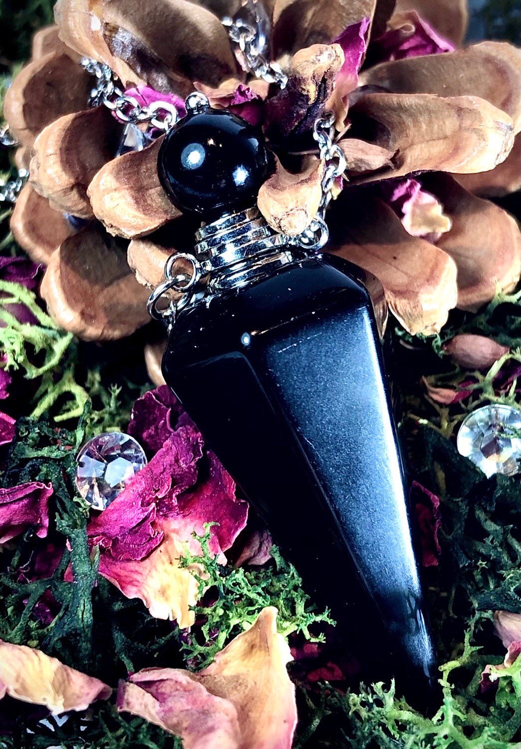 Onyx pendant bottle