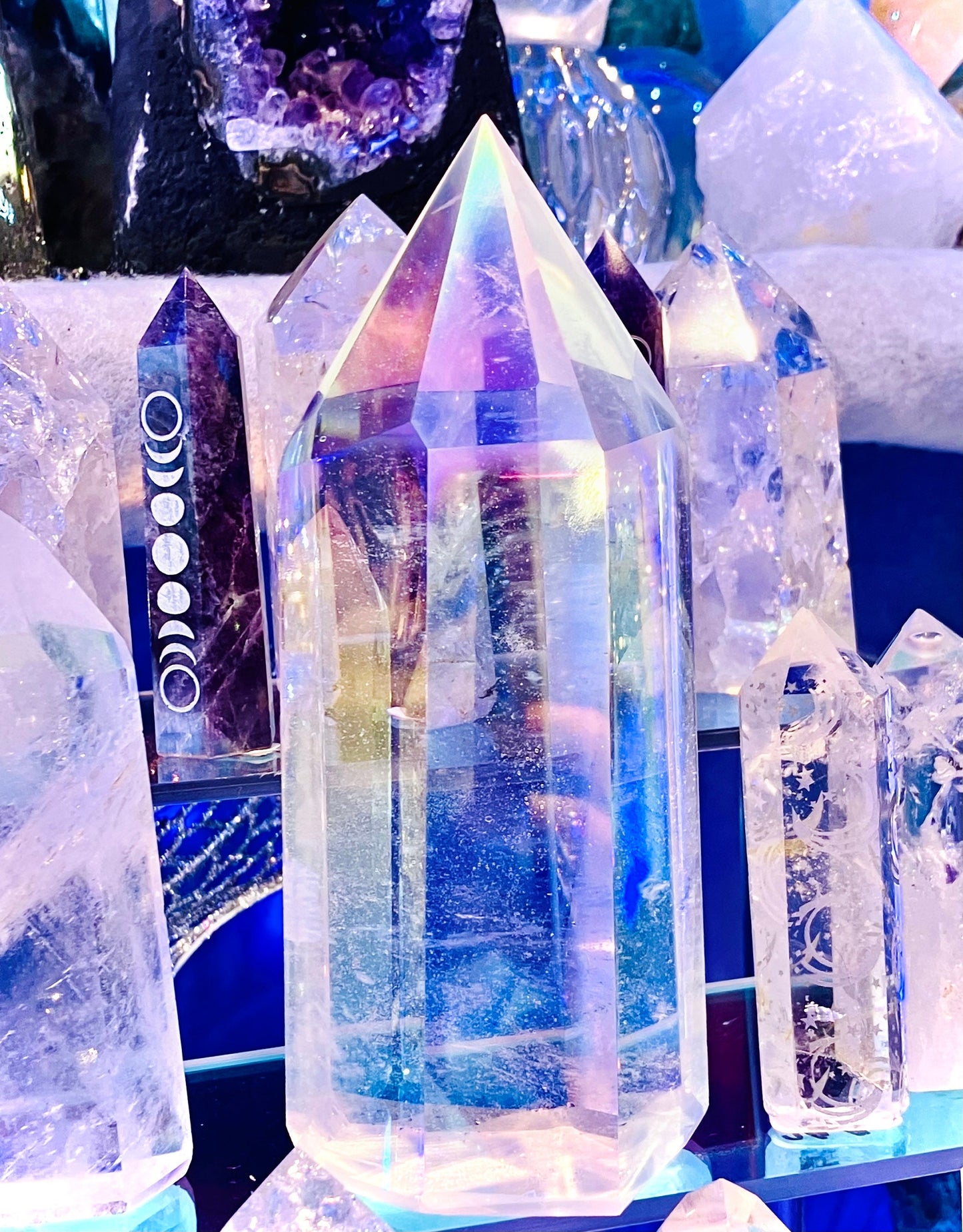 Giant Point Aura Glass