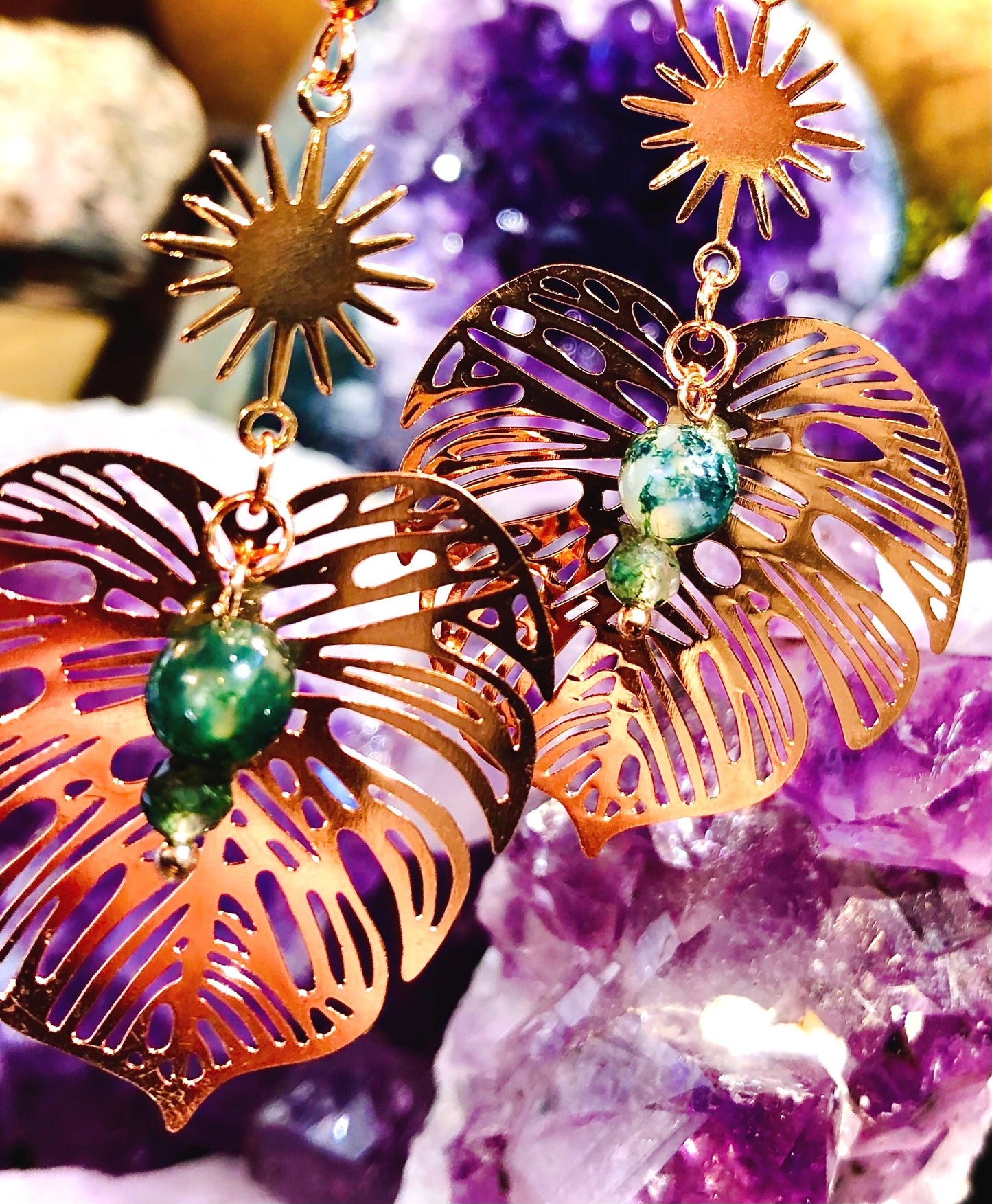 Rose gold filigree and moss agate leaf earring