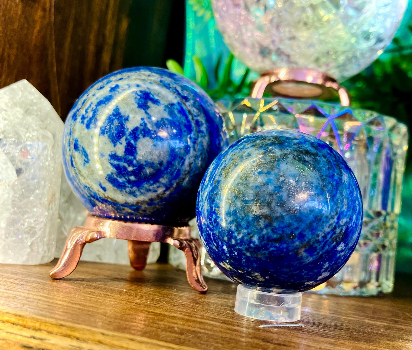 Lapis lazuli sphere