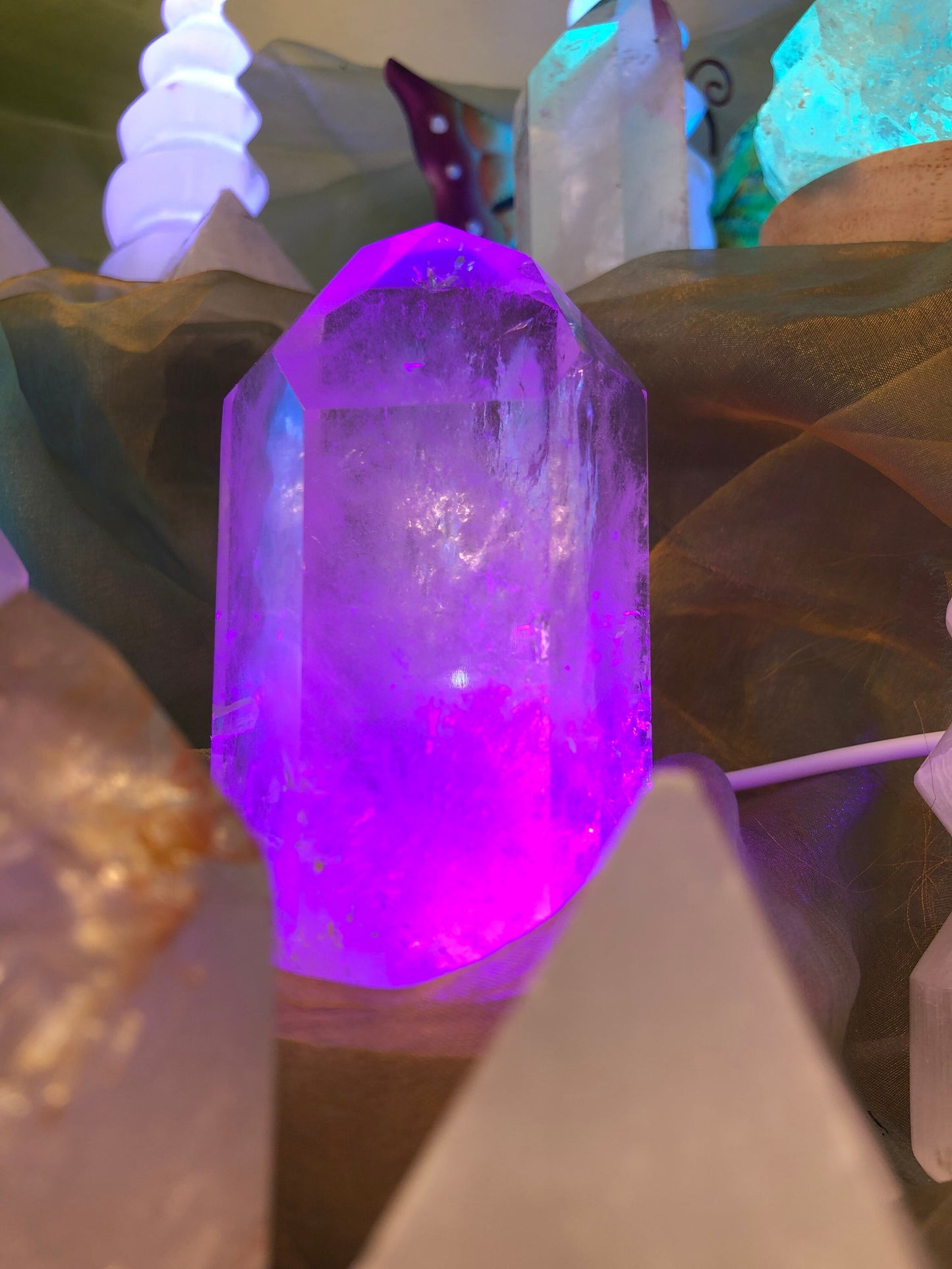 LED cracked rock crystal point lamp