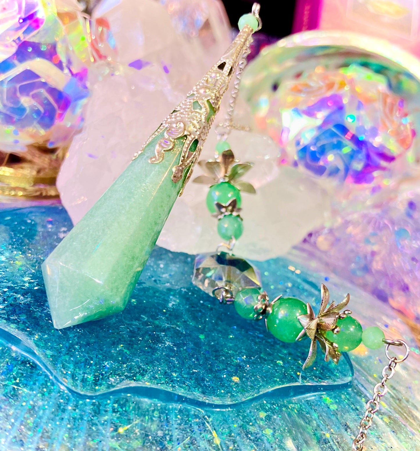 Green aventurine fairy pendulum, gold brass, 3D flower