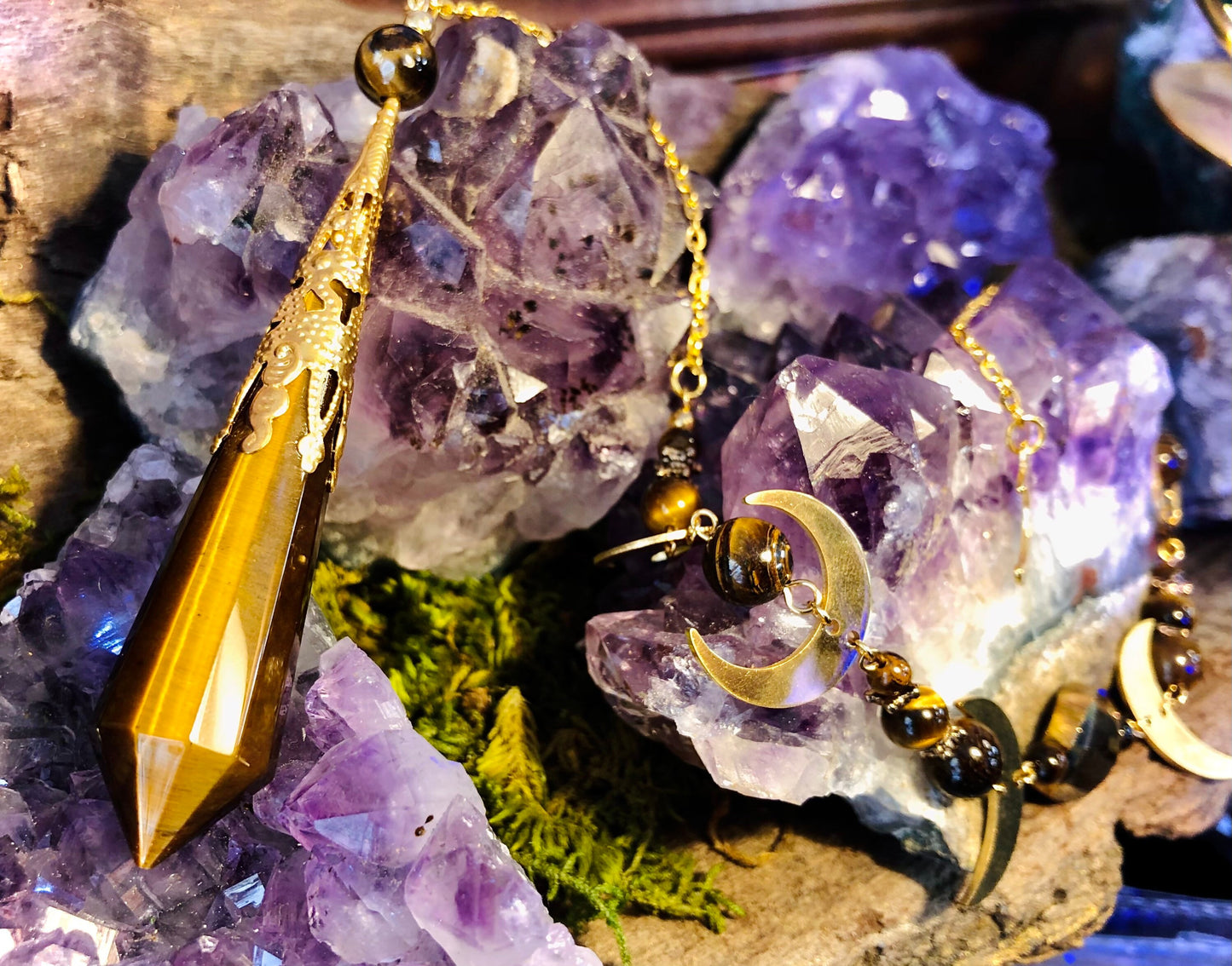 Very long fairy pendulum, moon phase model, tiger's eye