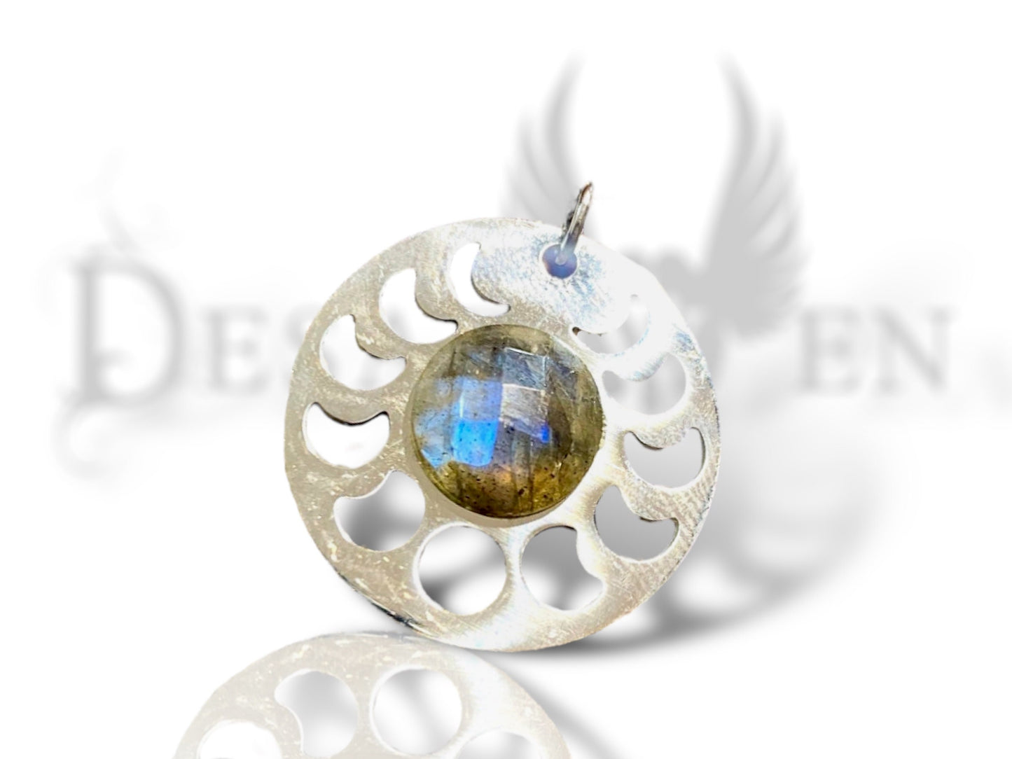 Labradorite stainless steel moonphase pendant