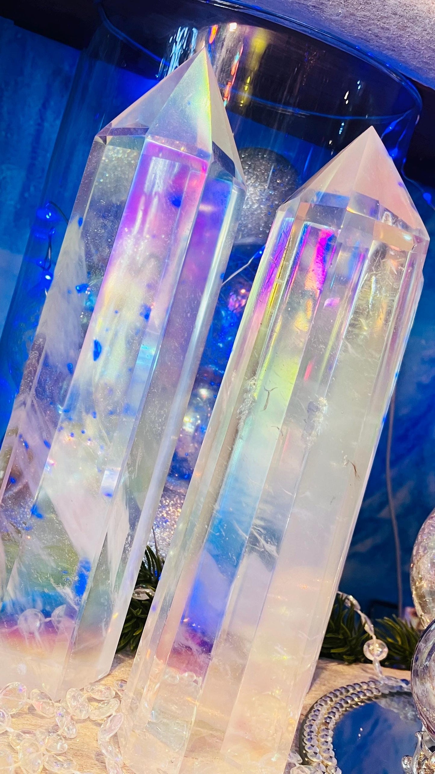 Giant Point Aura Glass