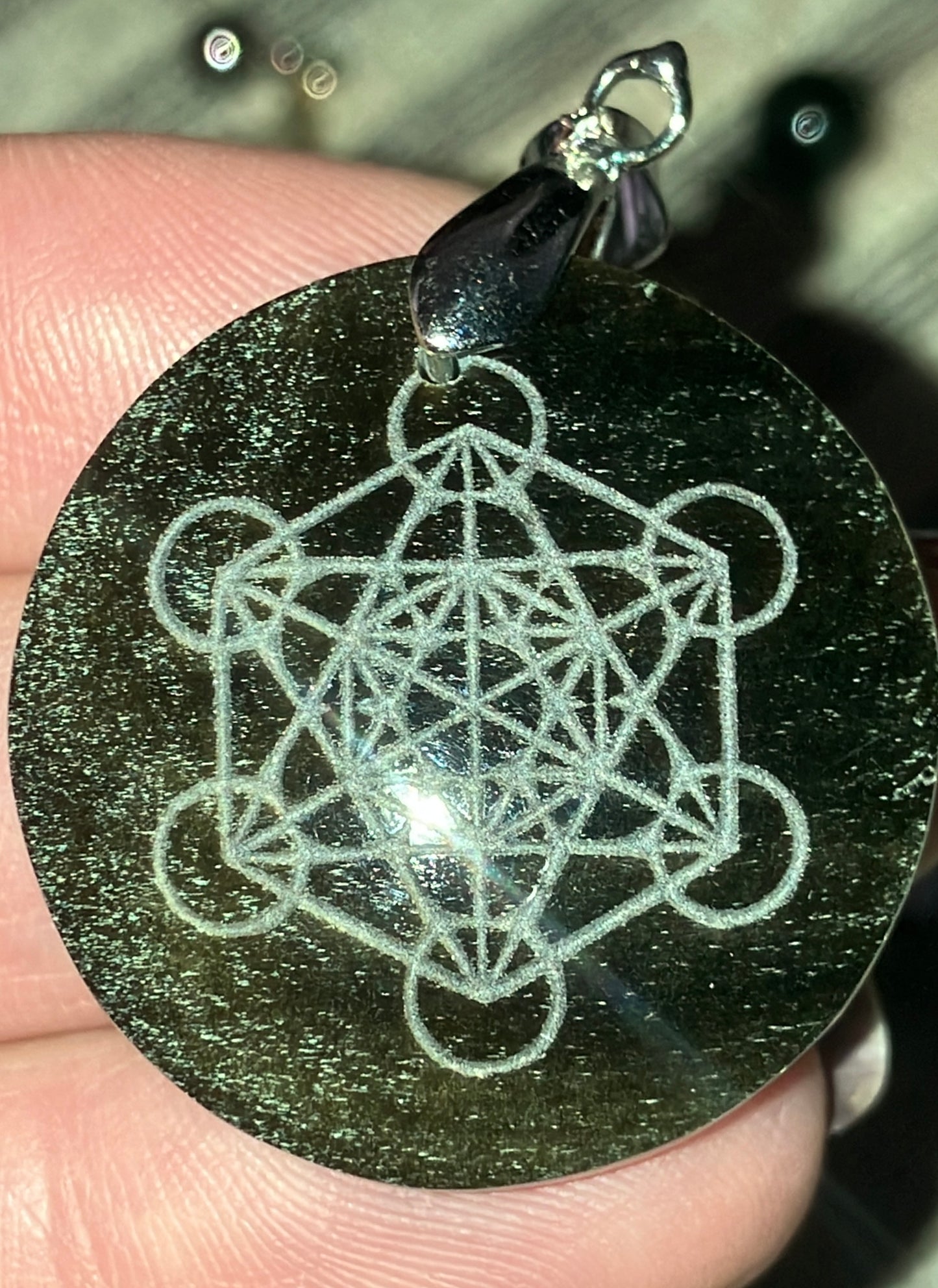 Pendentif obsidienne dorée metatron