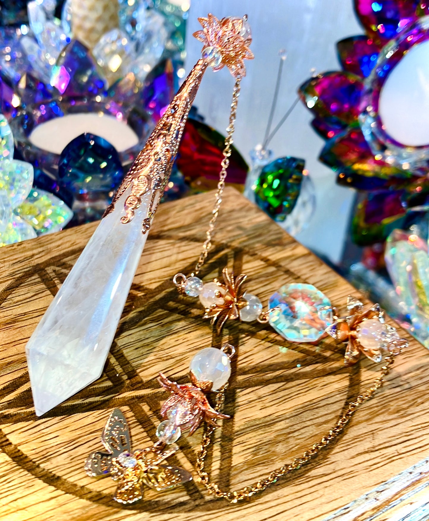 Quartz, aura crystal and white agate pendulum