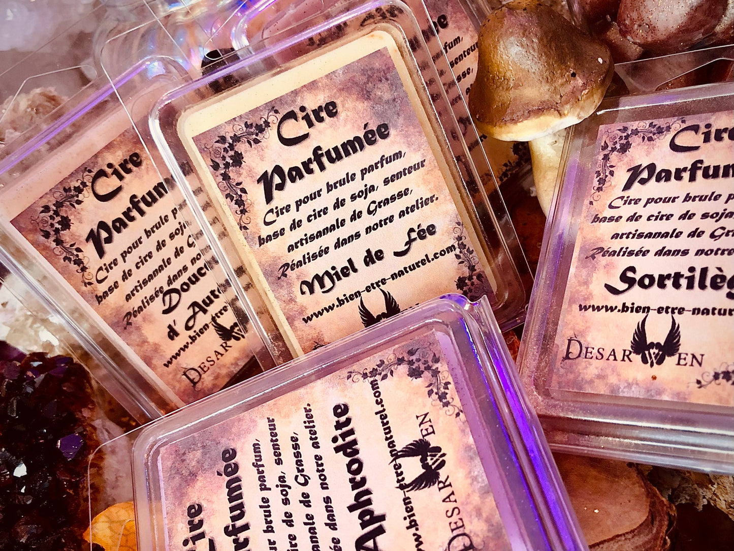 Scented wax tablet