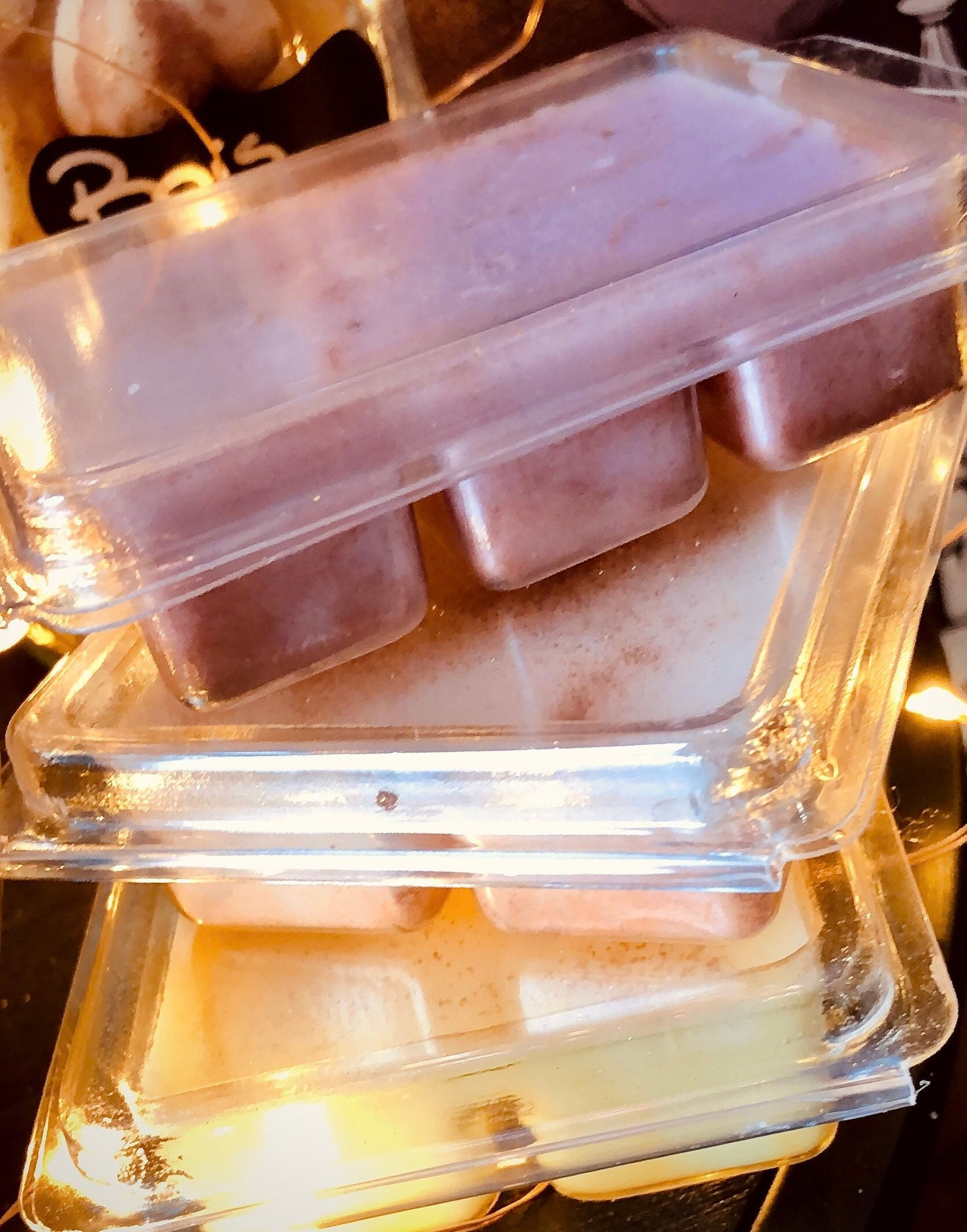 Scented wax tablet