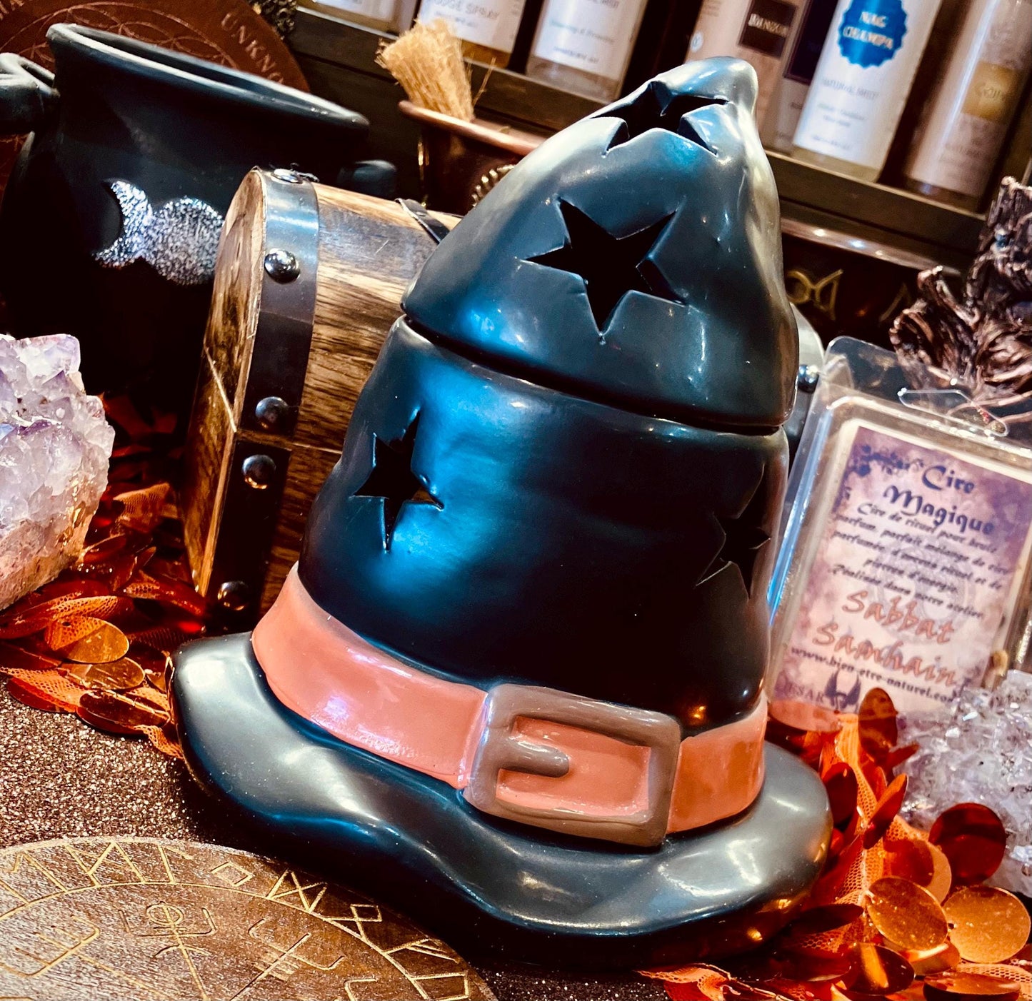 Witch hat wax burner