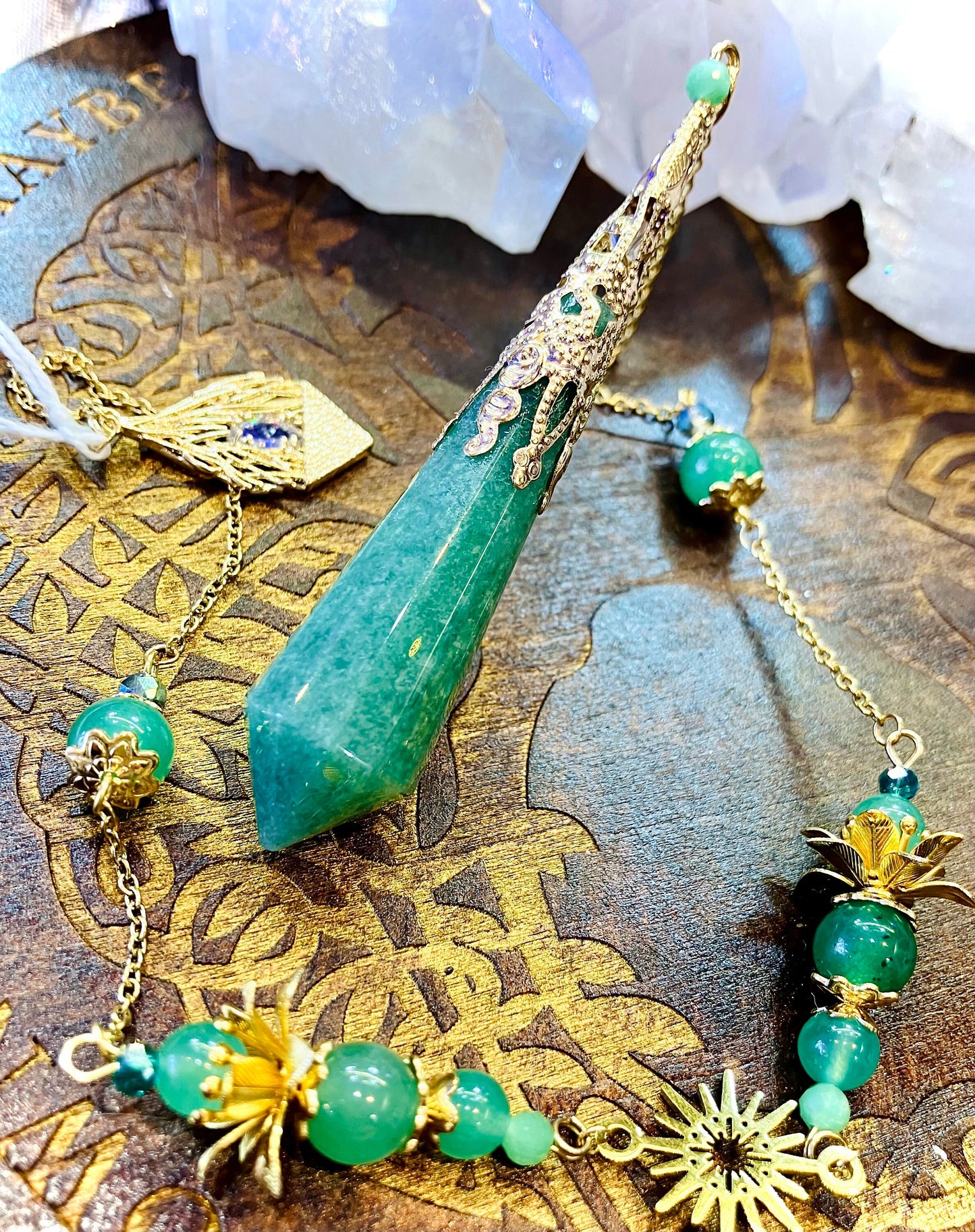 Green aventurine fairy pendulum, gold brass, 3D flower