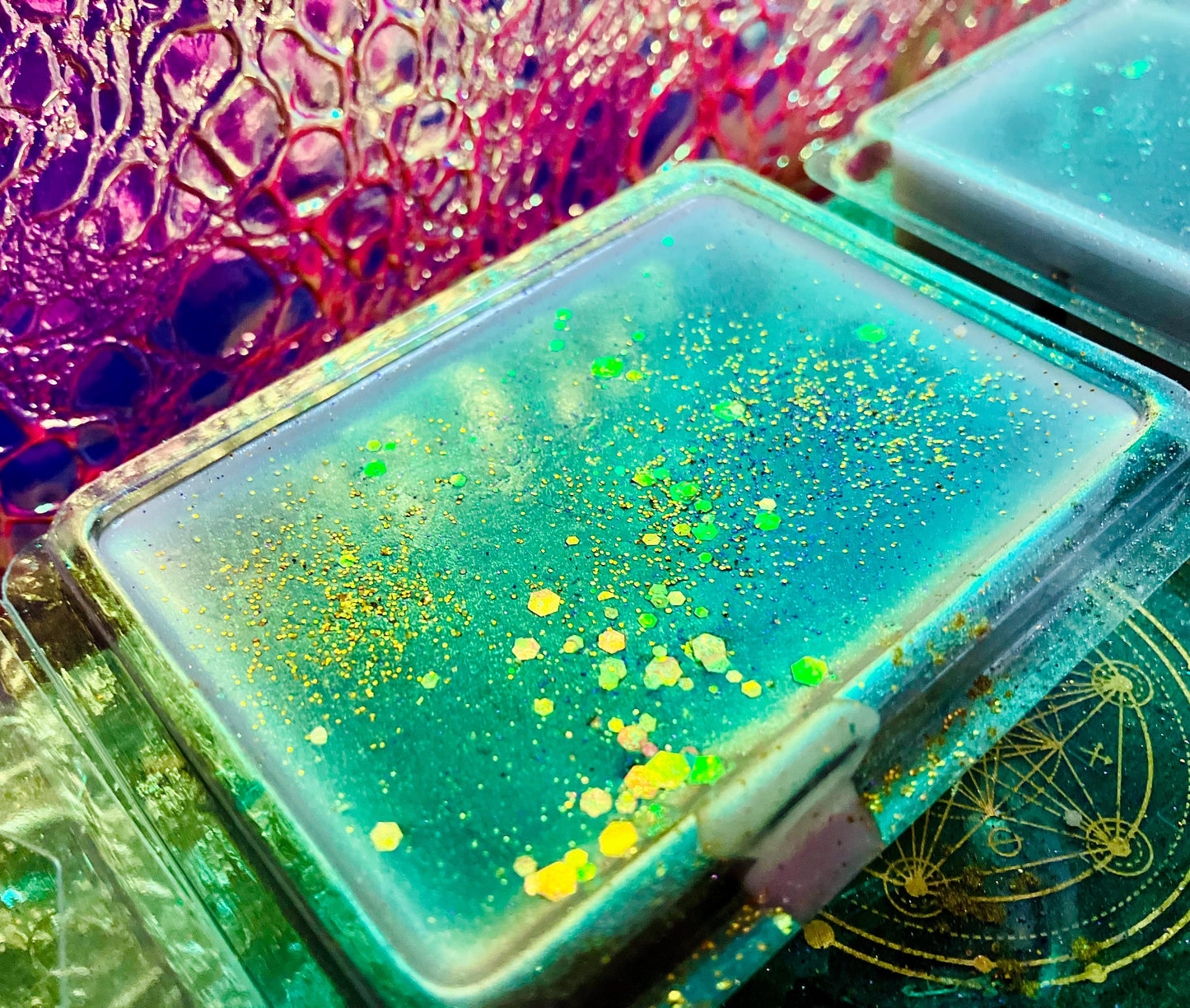 Scented wax tablet