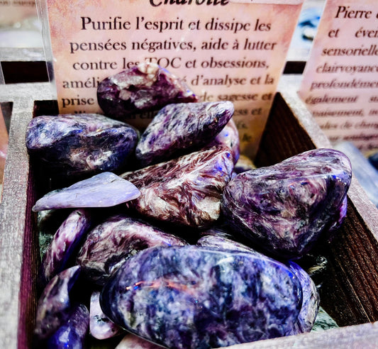 rolled charoite