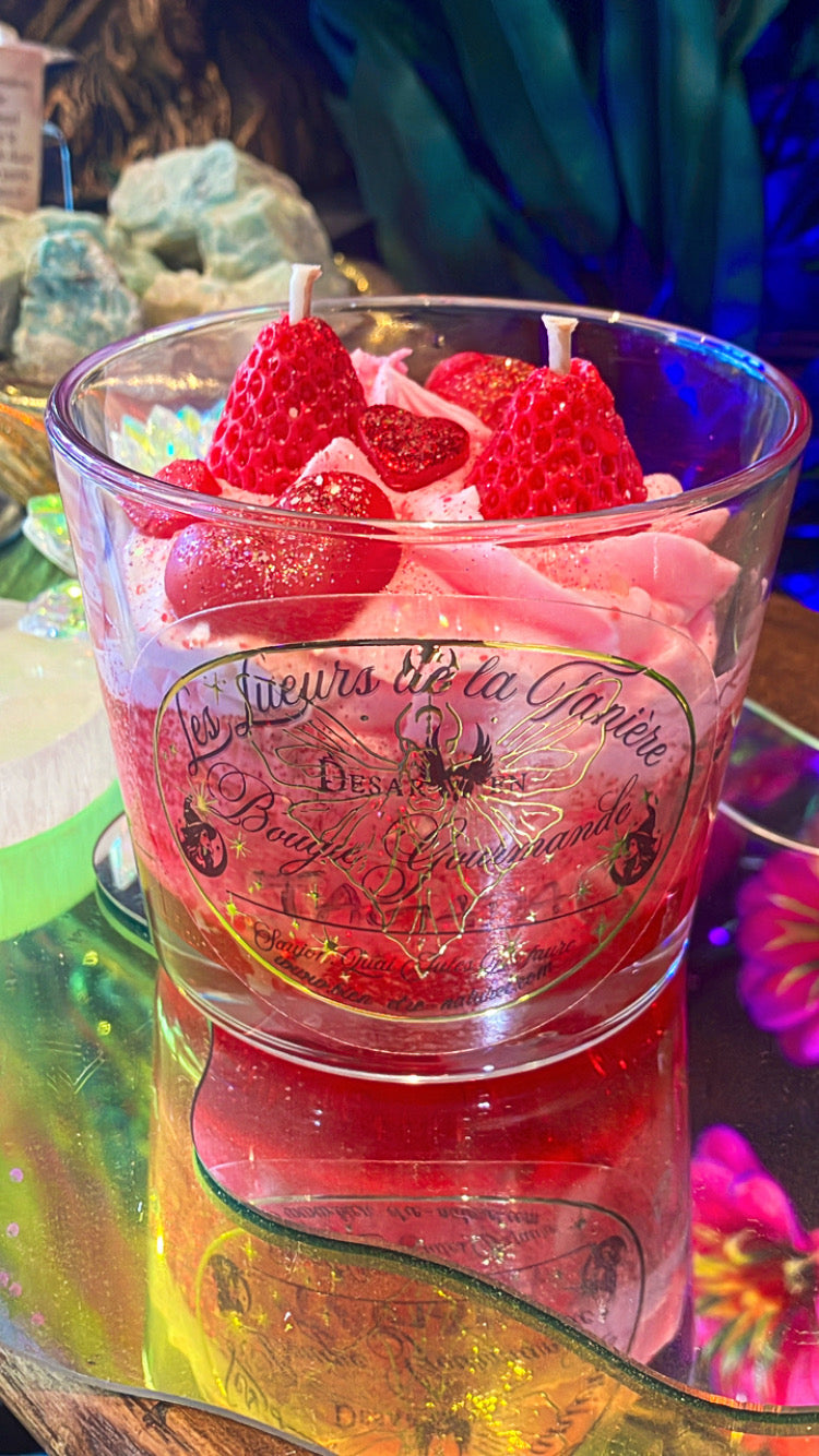 Bougie Tagada bonbon fraise taille L