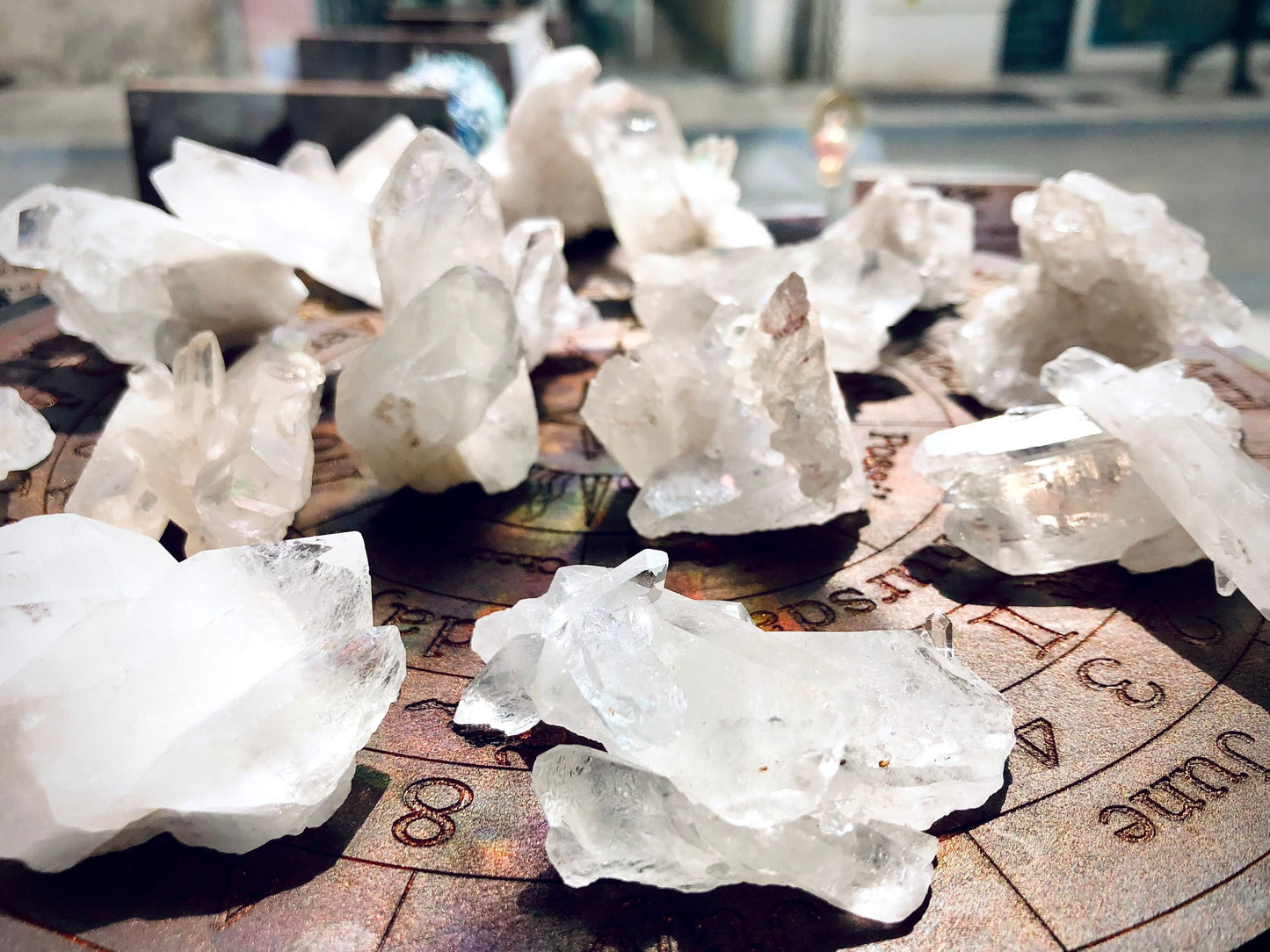 Mini quartz druses