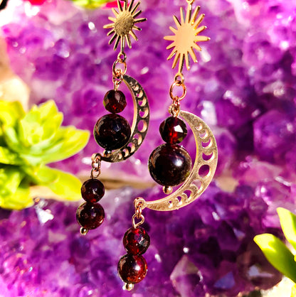 Boucle d oreille soleil croissant et phases de Lune grenat rouge