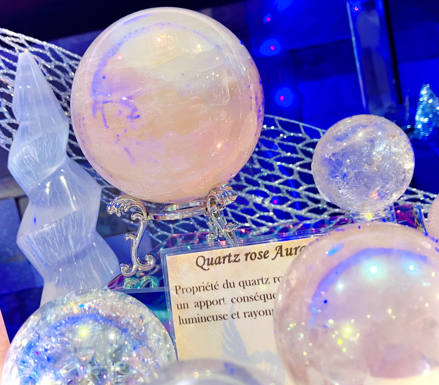 Sphère de quartz rose aura angel