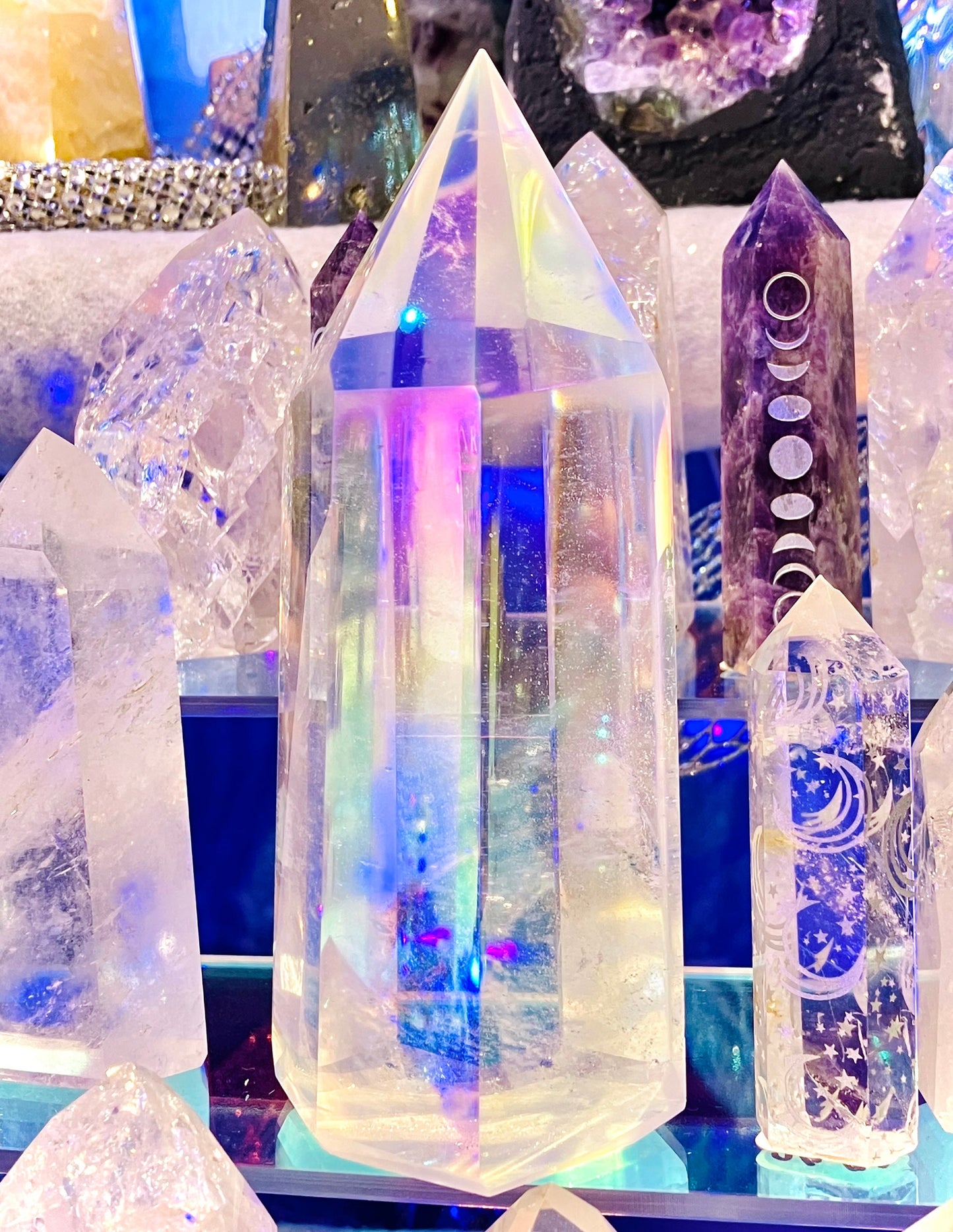 Giant Point Aura Glass