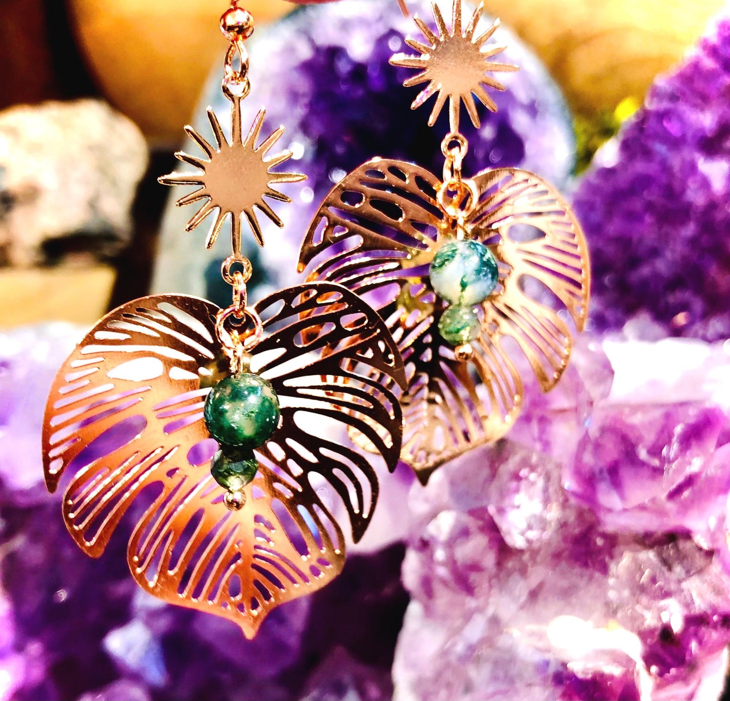 Rose gold filigree and moss agate leaf earring