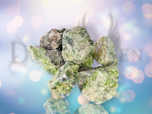 Green diopside raw piece