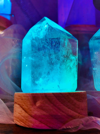 Crystal tip USB lamp