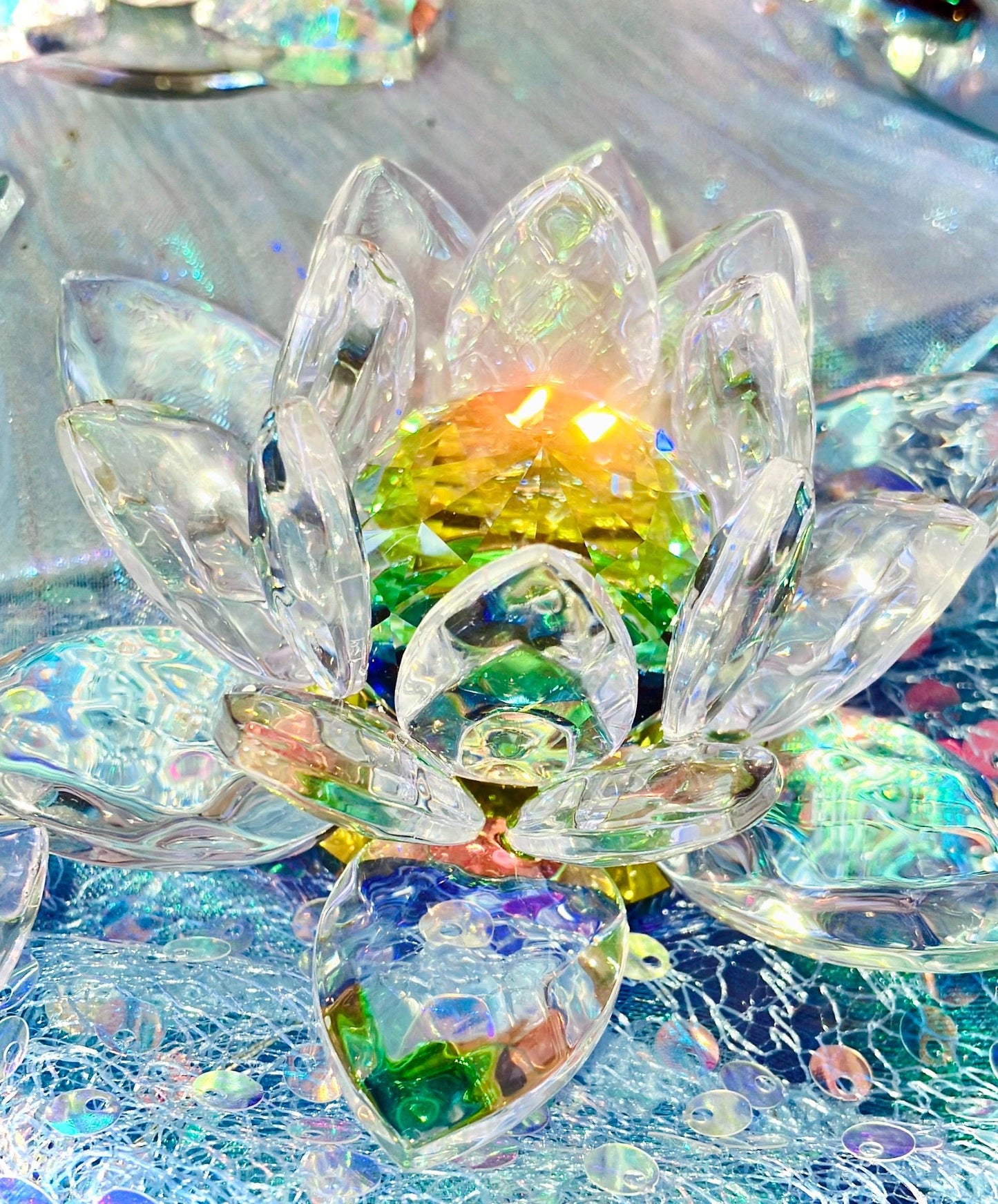 fleur de lotus cristal de verre arc en ciel