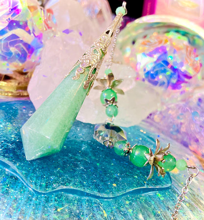 Pendule féerique aventurine verte laiton or fleur 3D