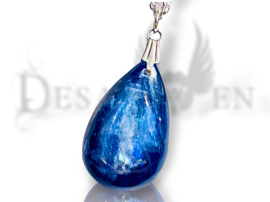 Extra blue kyanite pendant, flat drop