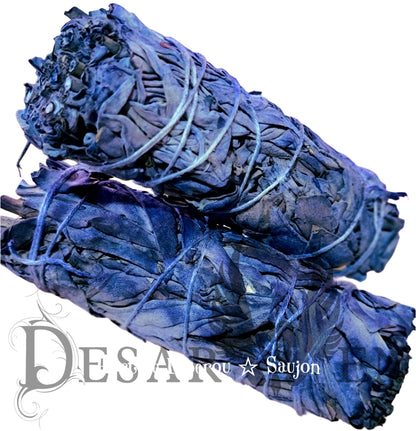 Blaues Salbeibündel mit Patchouli-Reinigungsschutz