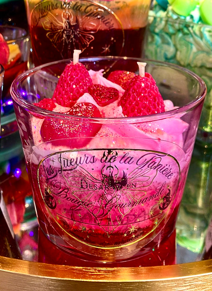 Bougie Tagada bonbon fraise taille L