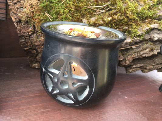 Bruleur d’encens et résines pentacle noir