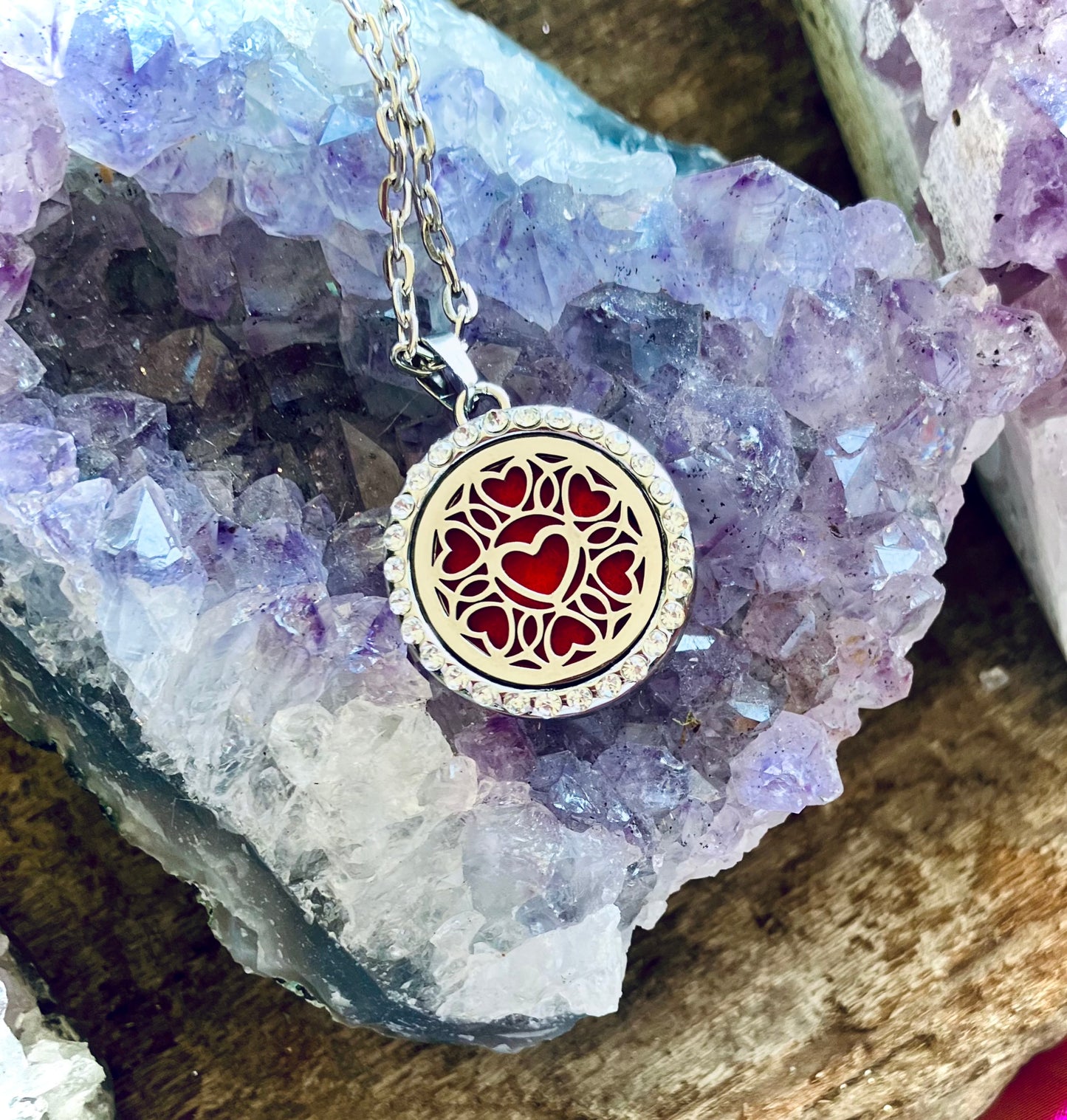Heart essential oil diffuser pendant