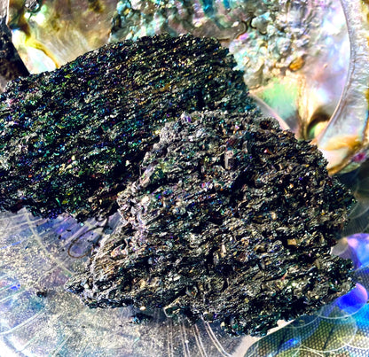 Carborandite medium piece rough stone
