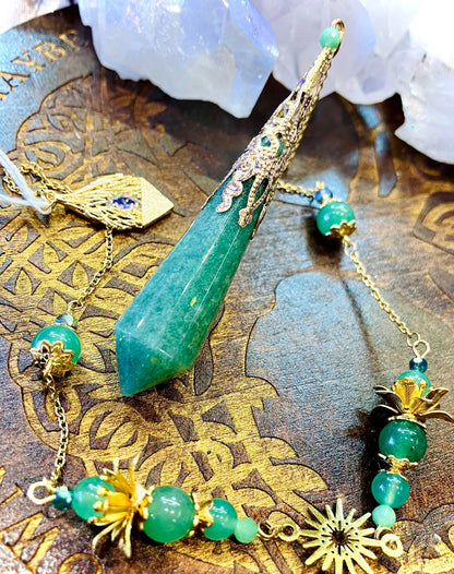 Pendule féerique aventurine verte laiton or fleur 3D
