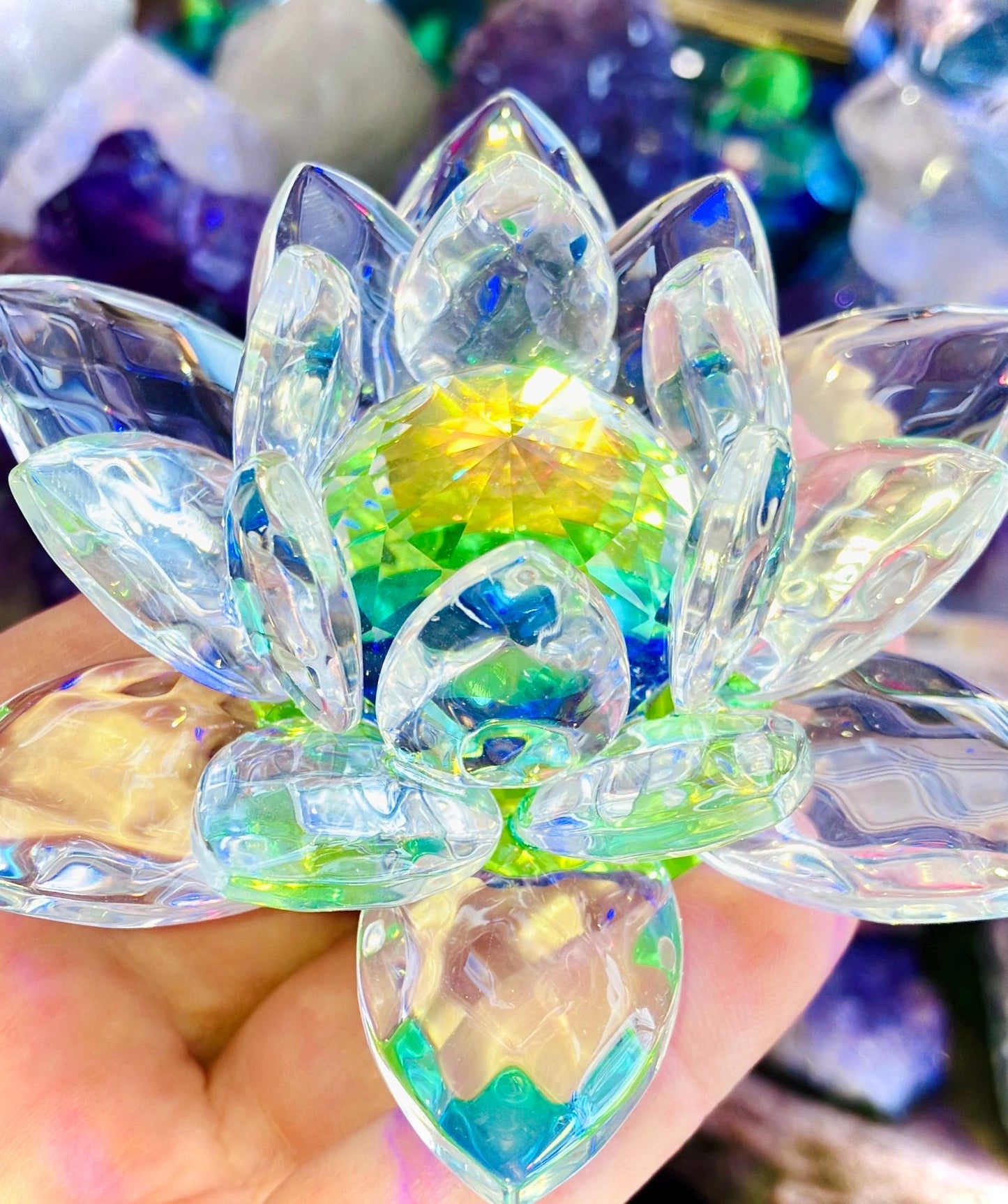 fleur de lotus cristal de verre arc en ciel