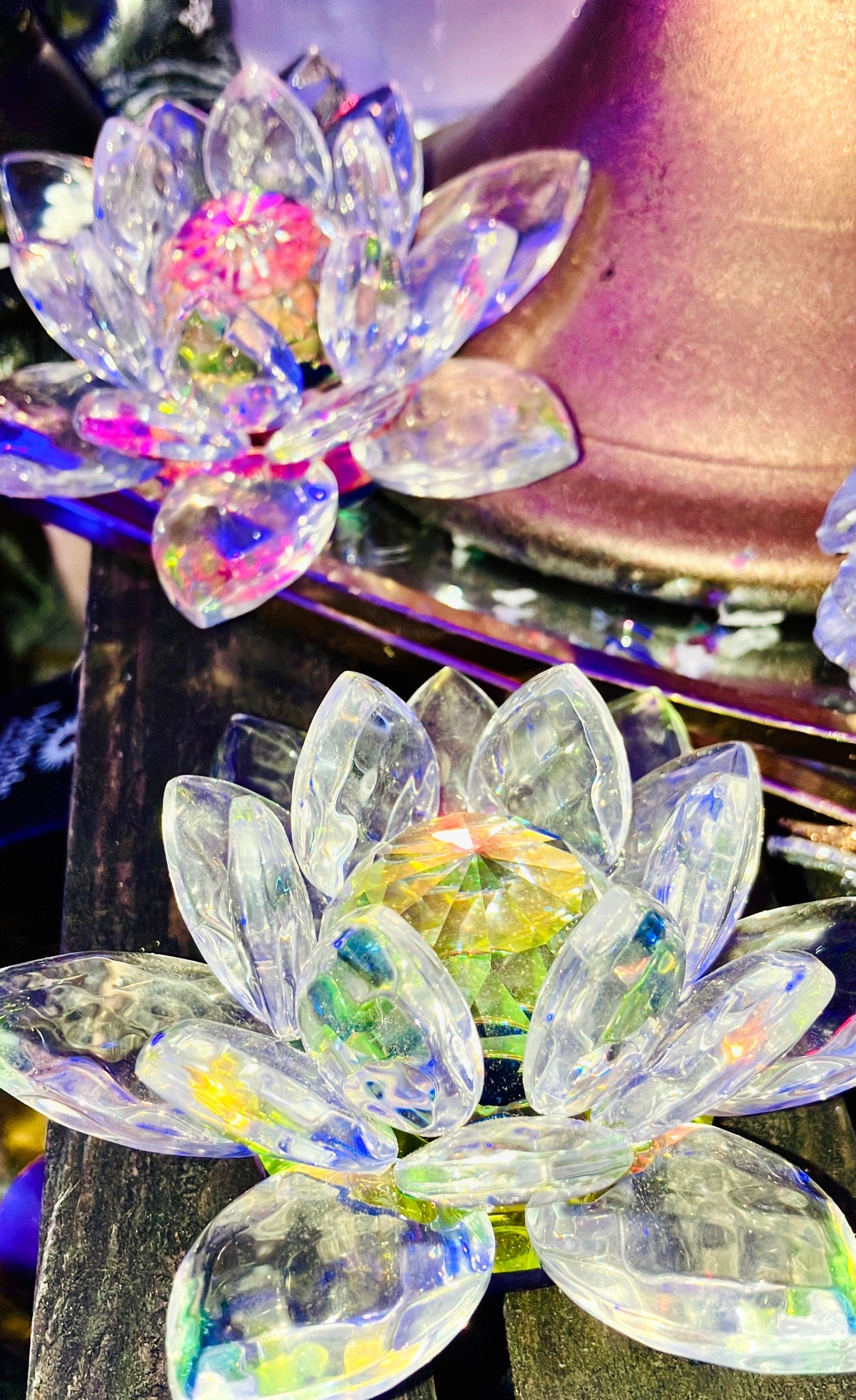 fleur de lotus cristal de verre arc en ciel
