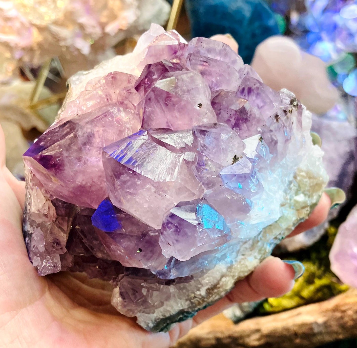 Exceptional amethyst druse